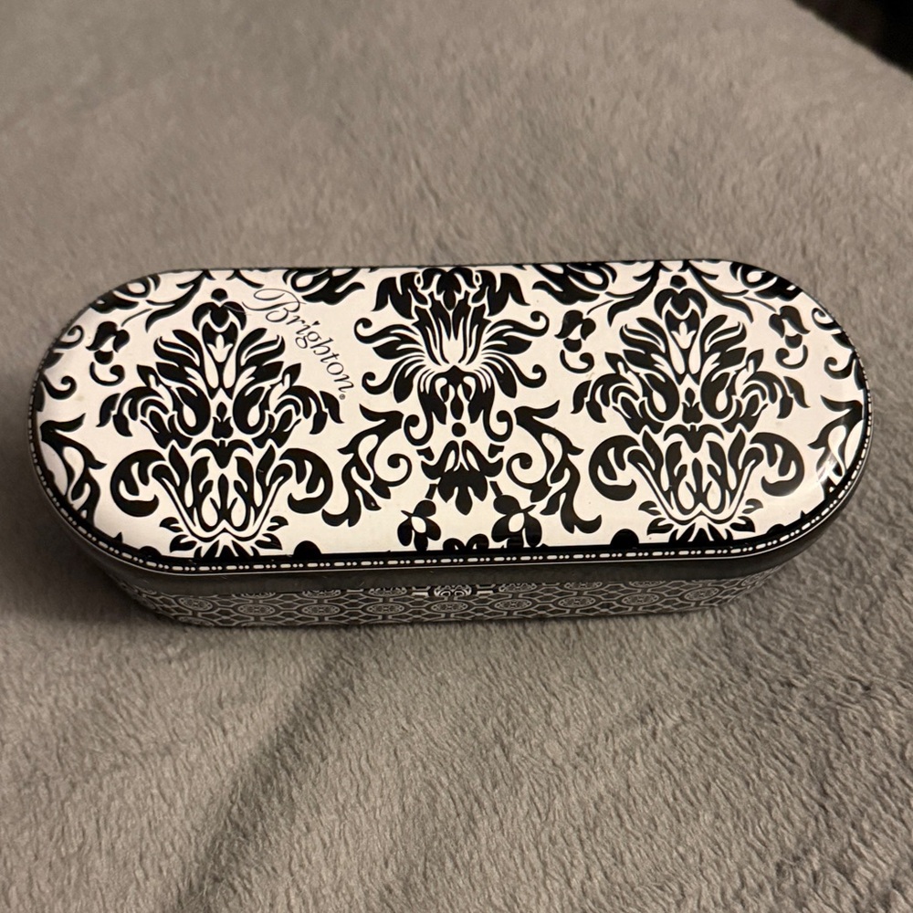 Brighton White and Black Eyeglass Case